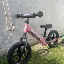 Strider 12” Sport Bike in Pink