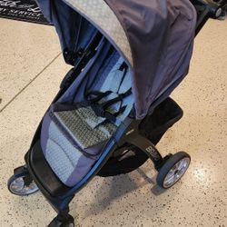 Chicco Bravo 3-in-1 Quick Fold Travel System