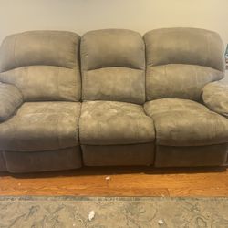 Free Reclining Sofa And Love Seat