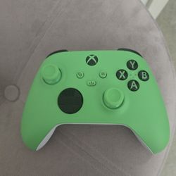 Xbox One Velocity Green