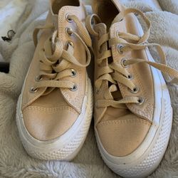 Like New Ladies Glitter Sole Platform Converse Sz 6