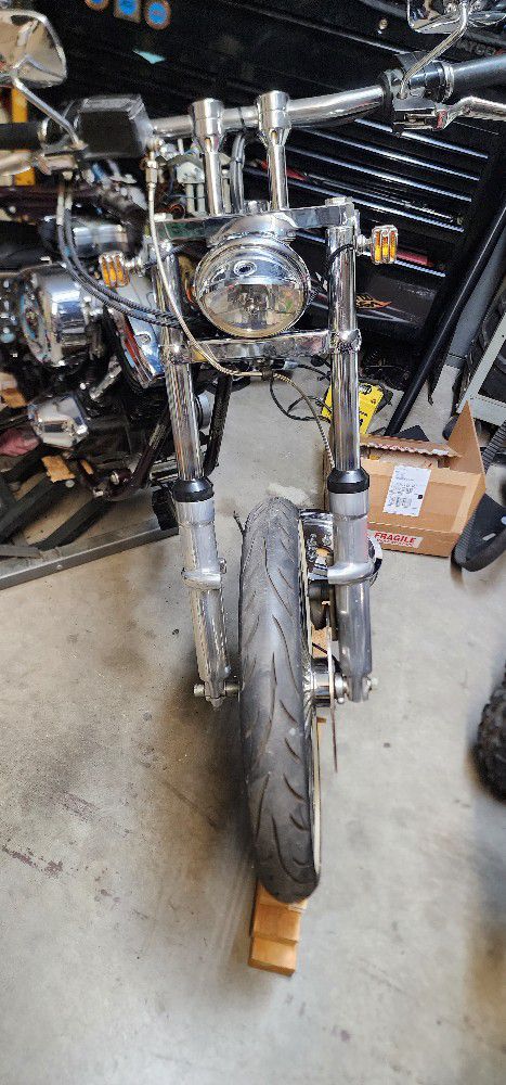 Harley Davidson Softail FXSTC Front End 