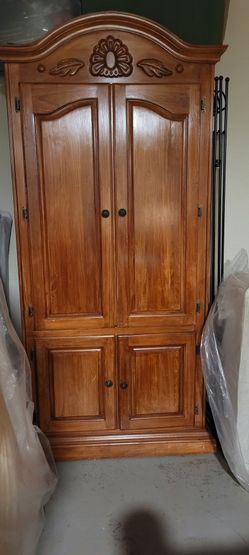 Armoire