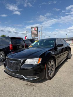 2018 Chrysler 300