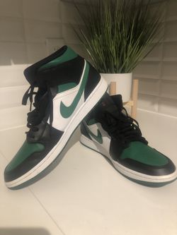 Jordan 1 Mid Green Toe