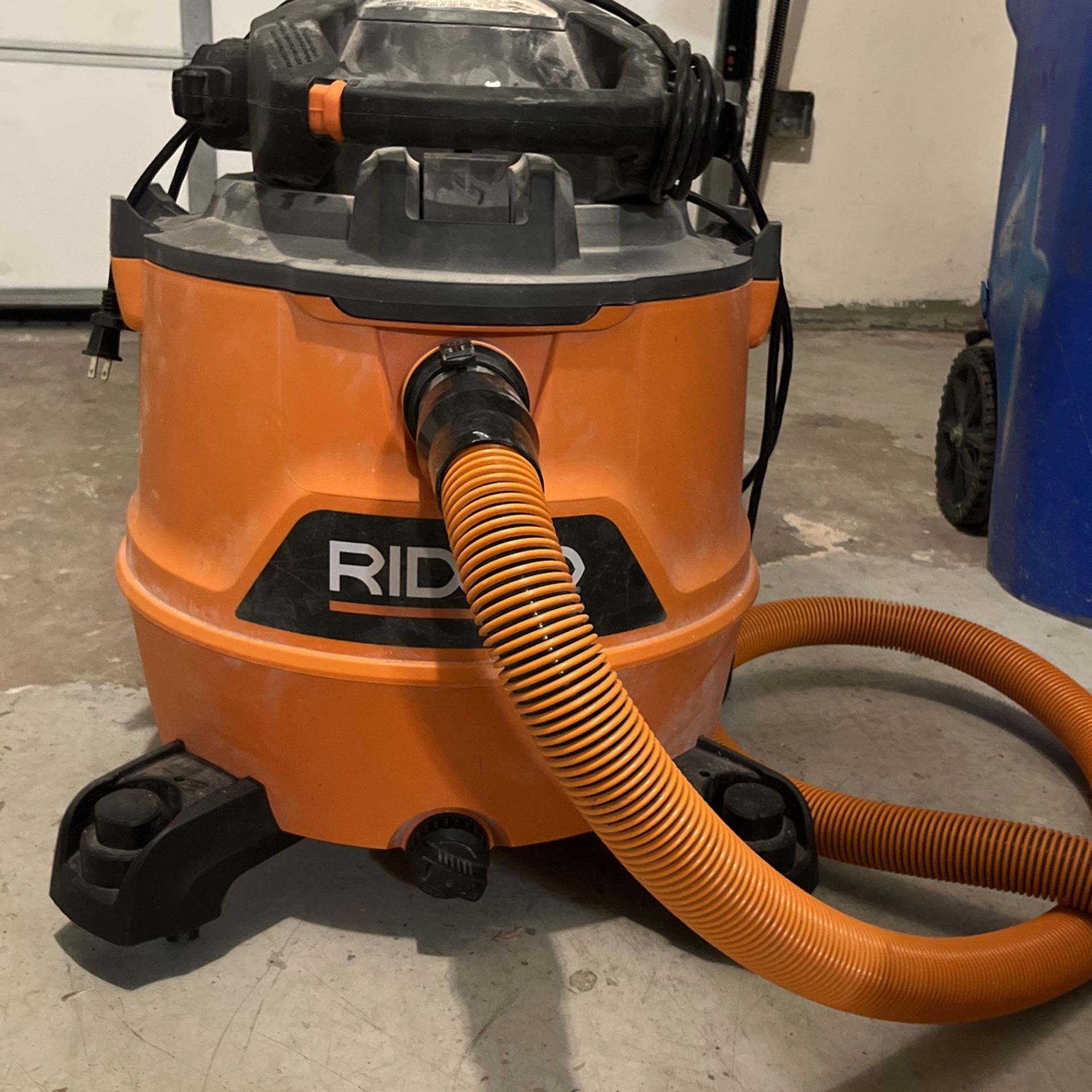RIDGIDWet VAC1200 Heavy Duty Wet Dry Vacuum Cleaner and Blower