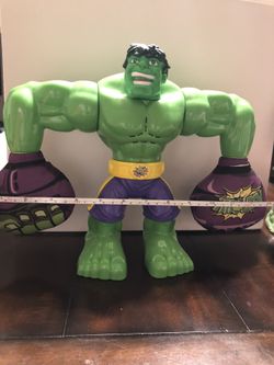 Hasbro Marvel KAPOW! Incredible Hulk 10" Talking Plush Hands Fists S