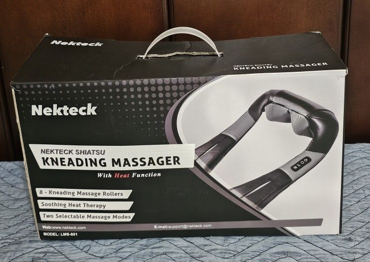Nekteck Shiatsu Kneading Massager With Heat Function & 12v Car Adapter LIKE NEW!