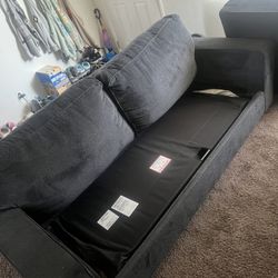 Queen Couch/sofa 