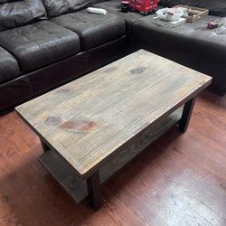 Solid Wood Coffee Table – Rustic / Farmhouse Style