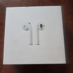 New apple earbuds 
