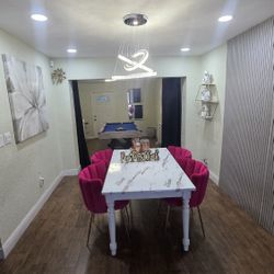 Dinning Table Set With Chairs Set $350