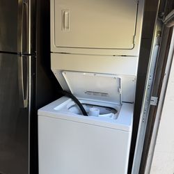 Stack washer and dryer
