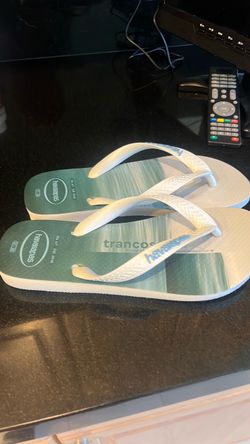 New rubber thongs