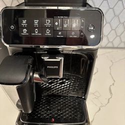 Philips 3200 LatteGo Fully Automatic Espresso Machine Black - EP3241/74