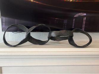 Aluminum table sculpture