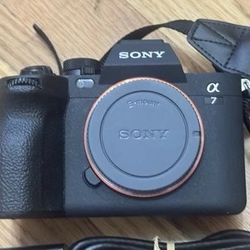 Sony Alpha A7 IV 33MP Mirrorless Body Only Shutter Count 290