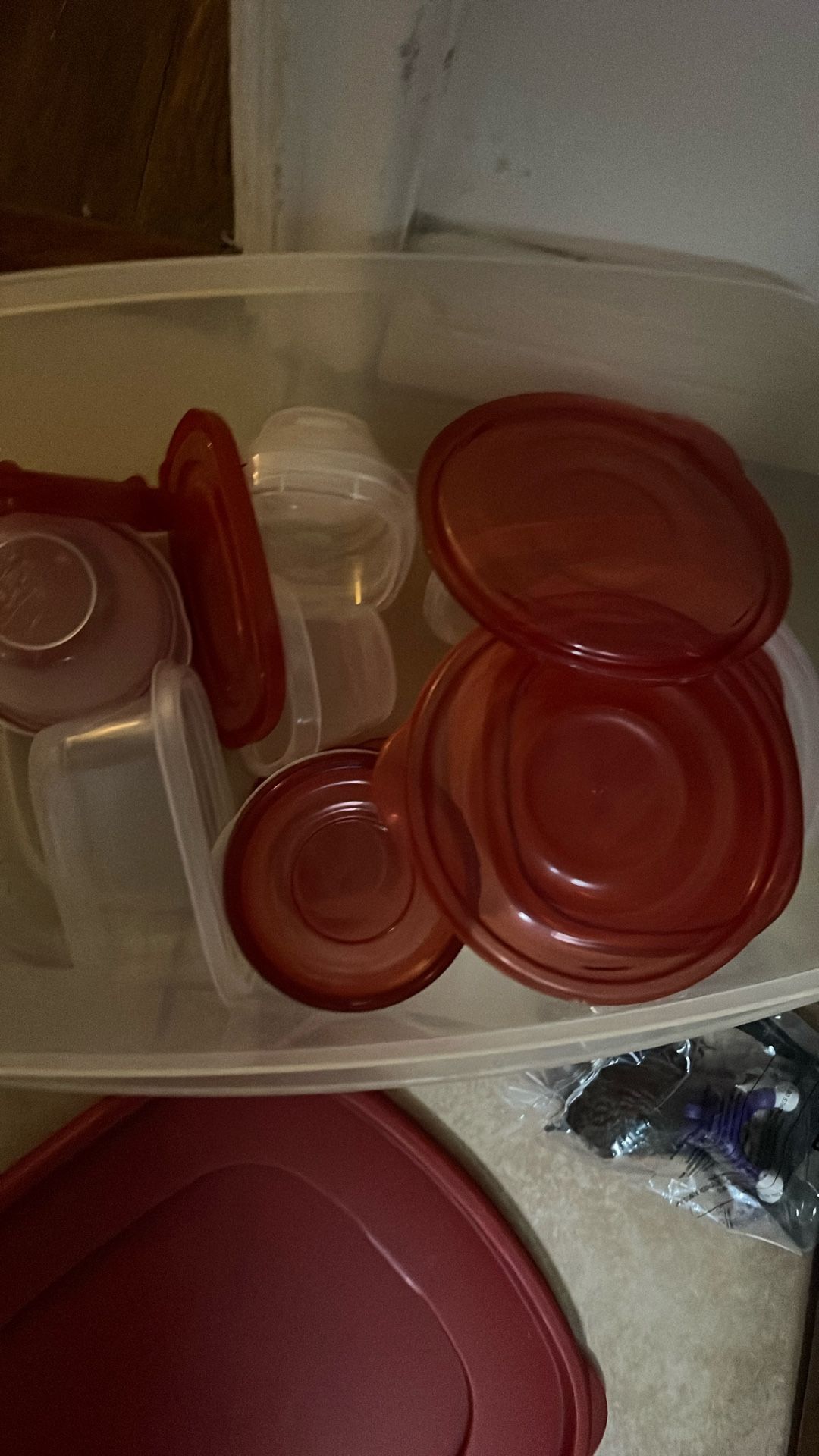 Rubbermaid Storage Containers