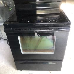 Whirlpool Black Ceramic Range 