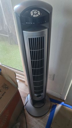 Oscillating Lasko Floor Fan