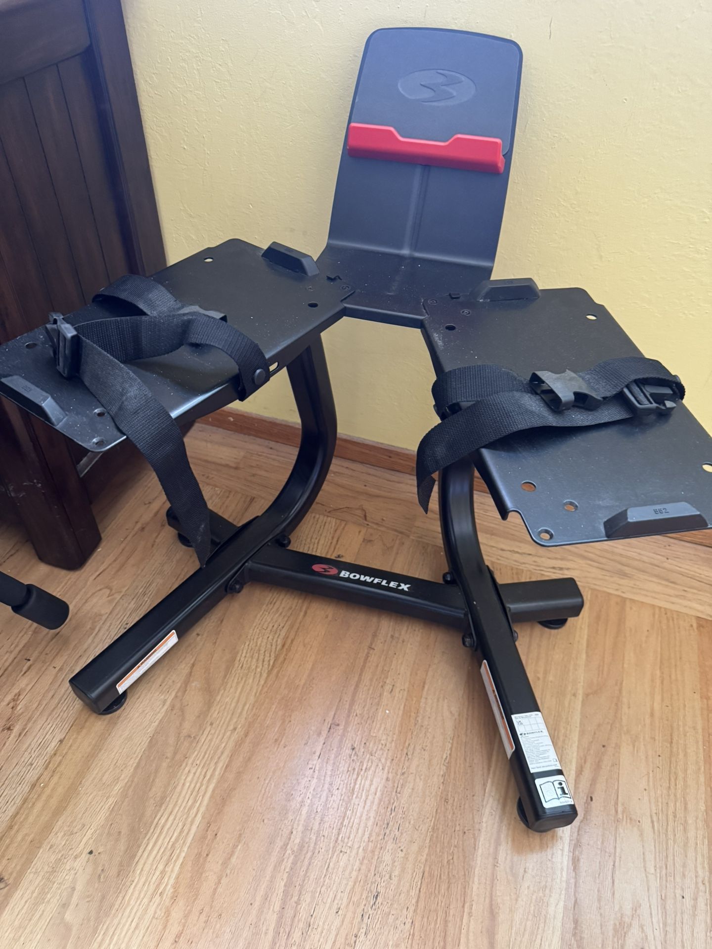Bowflex SelectTech Stand W/ Media Rack (USED)