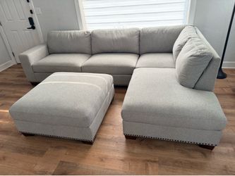 Thomasville Sectional