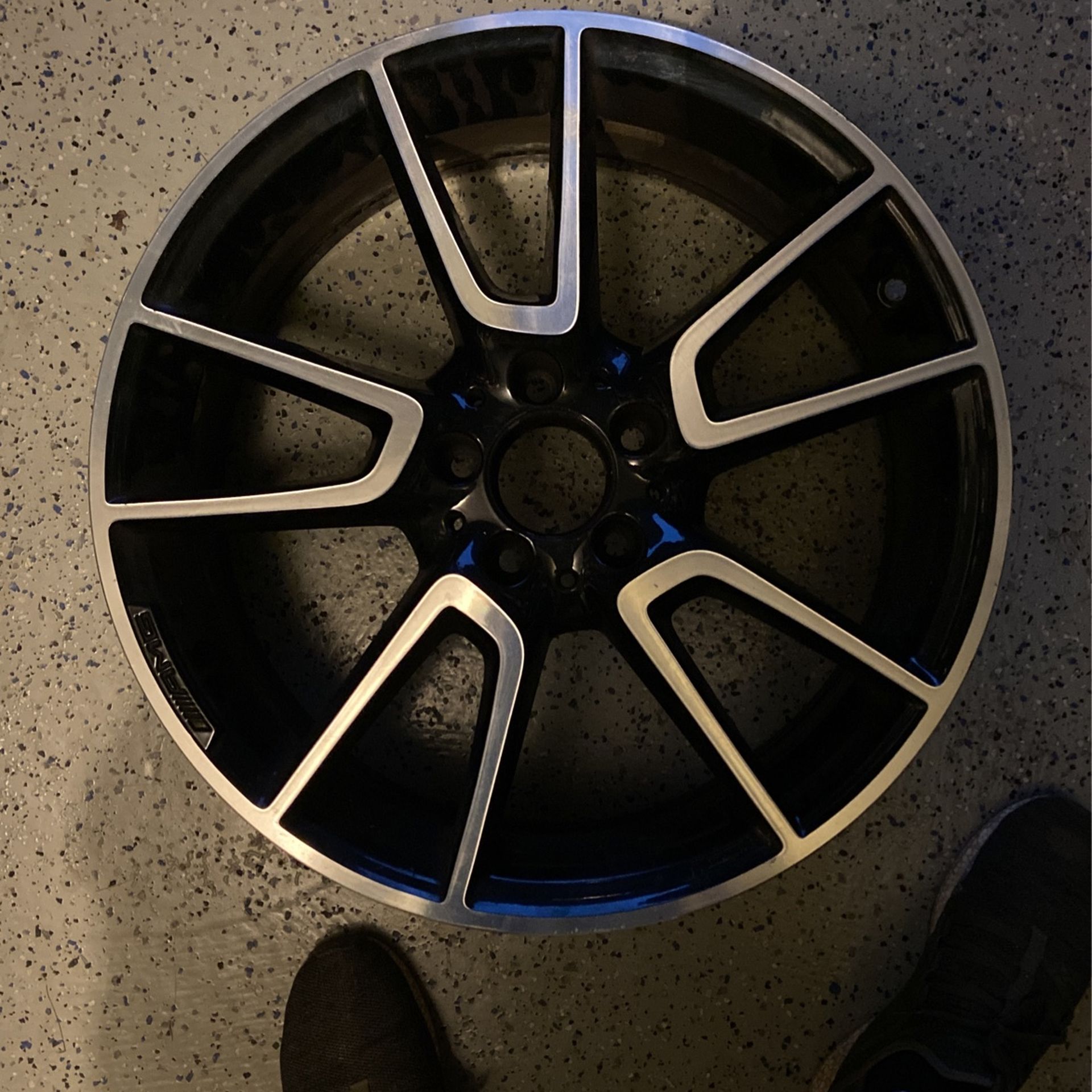 Mercedes c43 AMG Front Rim 