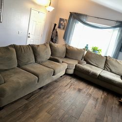 Living Spaces Sectional. Used.