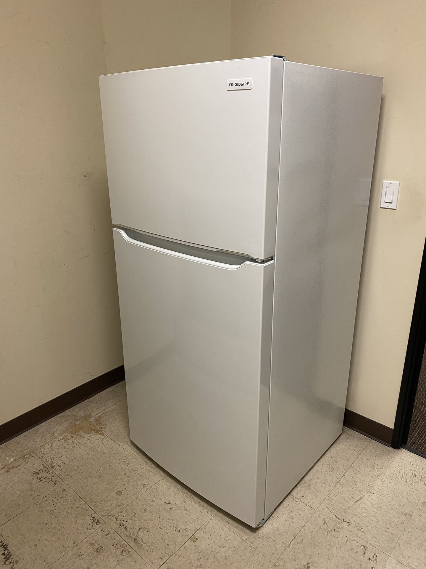 Refrigerator