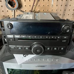 2011 GMC Sierra Factory Stereo