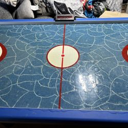 Air Hockey Table