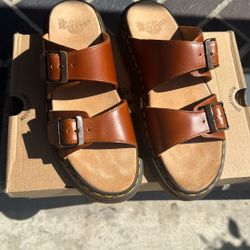 Doc Martens Josef Sandals