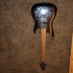 Mitchell MM100 Mini Double-Cutaway Electric Guitar