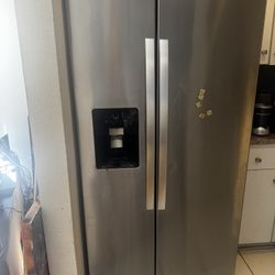 Whirlpool Stainless Steel Fridge 
