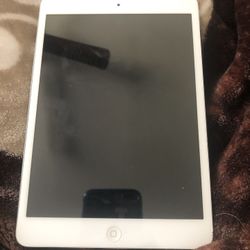 iPad Mini !! For Parts