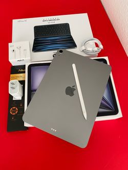 Apple IPad Air 11 ( M4 Chip / Newest 2026) 512GB WiFi keyboard, pen and accessories (warranty + )