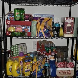 Merchandise For An Online Business Or Flea marketer 