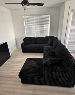 BLACK CORDUROY U SHAPED SECTIONAL π€ποΈπ€