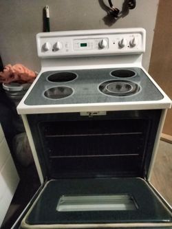 Stove electric nice condition everything