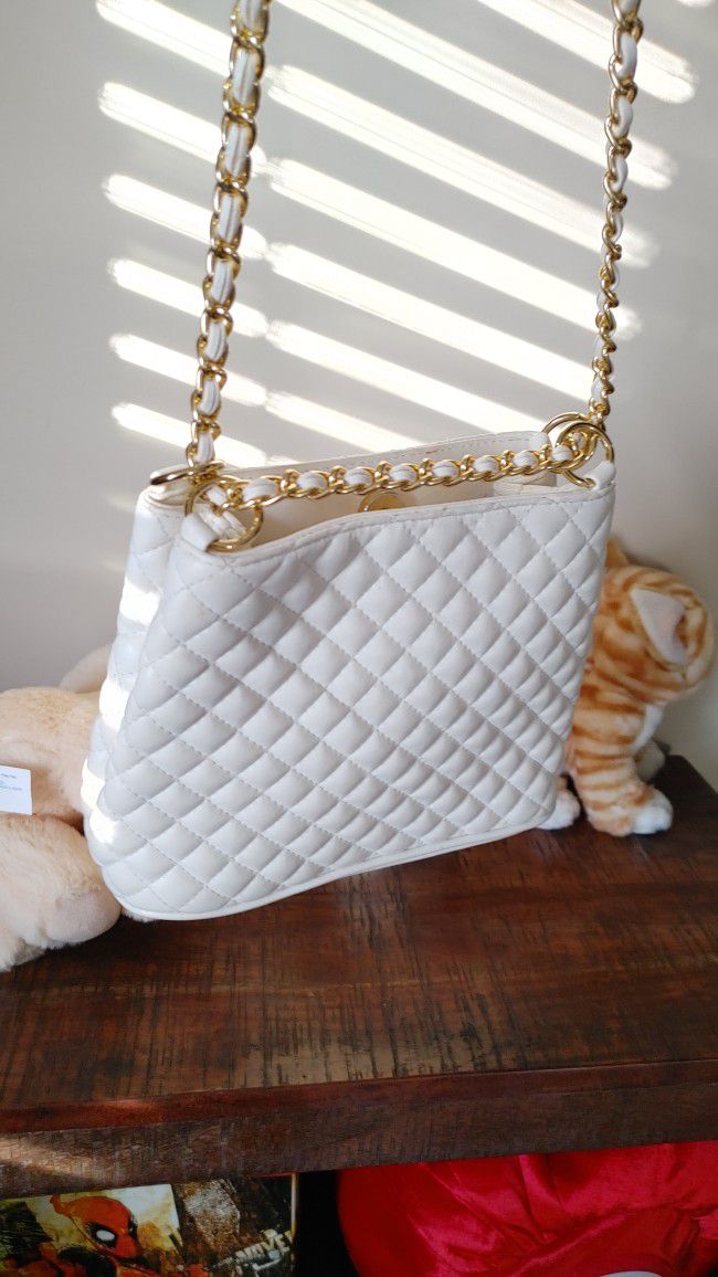 Lord & Taylor Vintage White Quilted Chain Purse