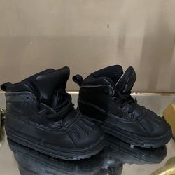 Nike US 8c Black Boots