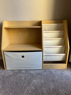 Montessouri Kids Book shelf