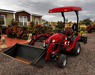 2019 Mahindra eMax 20S Tractor Plus Attachments