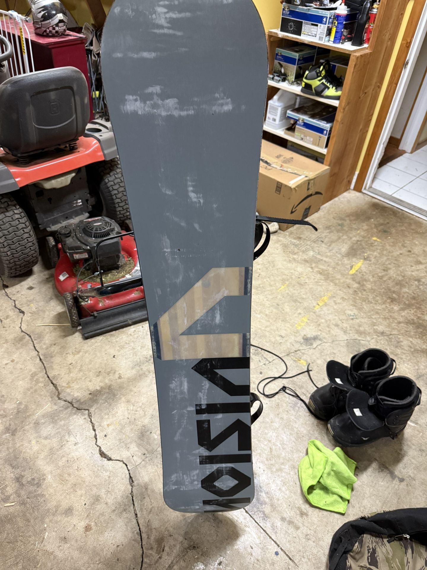 Vision Snowboard And Bindings, Healside Boots And Snowboard Bag