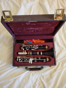 Very Nice Buffet Crampon E11 Clarinet