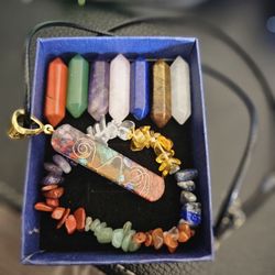 Squartz Stones With Necklace  And Bracelet
