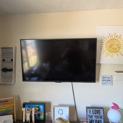 42 inch Insignia Amazon Fire TV 