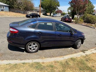 Ford Fiesta Sedan 2016 - wDamaged