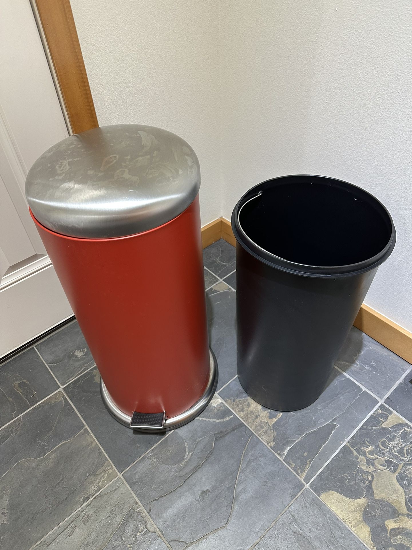 Mjosa Trash Bin - IKEA Pedal Bin 8-gal