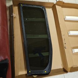 Wagoneer quarter window